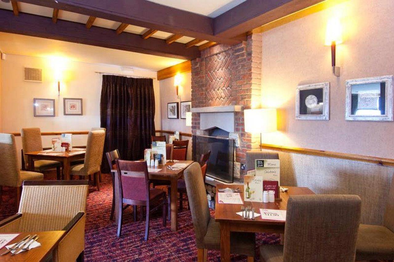 Premier Inn Poole Centre Bagian luar foto